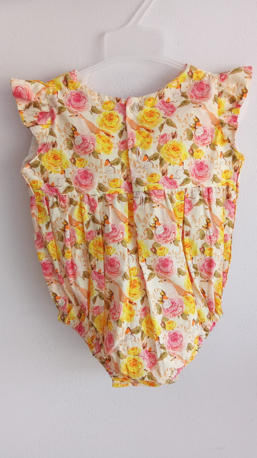Vintage Garden Romber Back View by annies.co.in