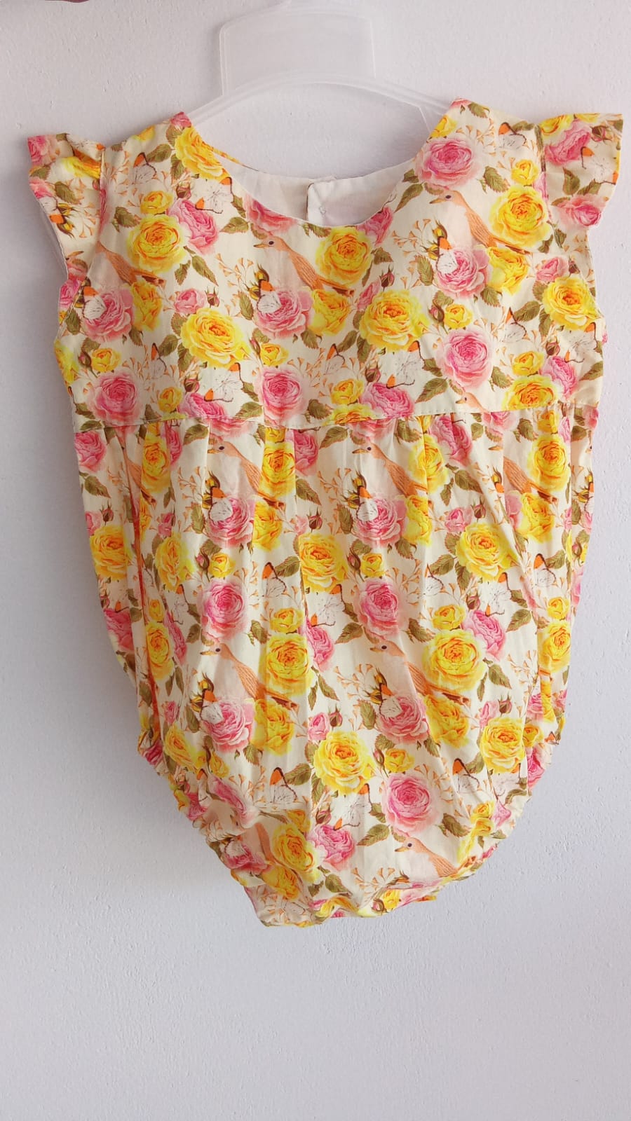 Vintage Garden Romber Front View by annies.co.in