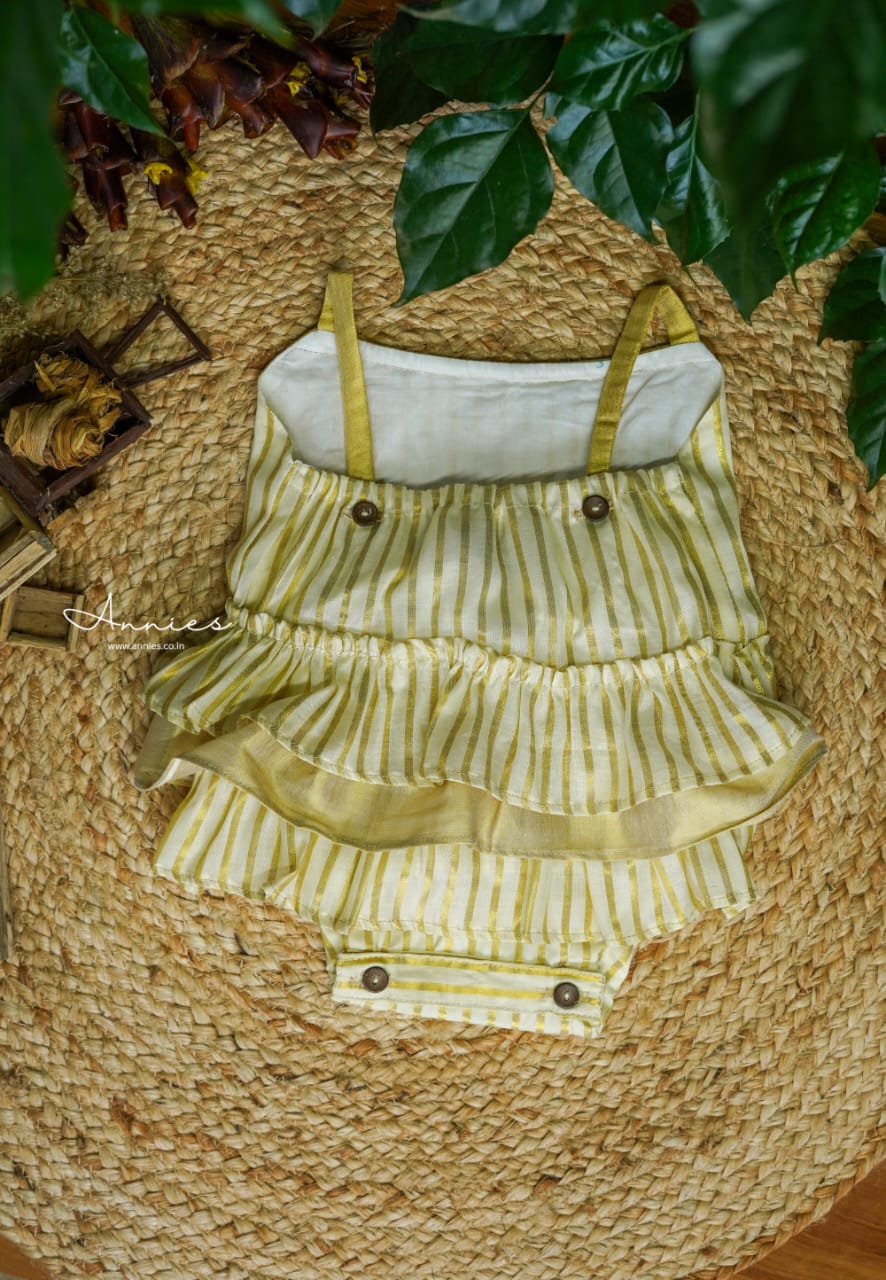 Onam Frill Romber
