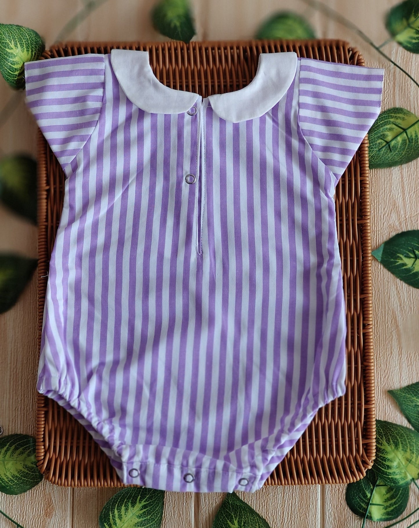 Purple stripes romber with collar