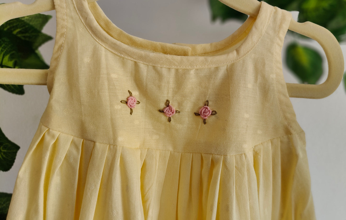 Little matilda dress in yellow