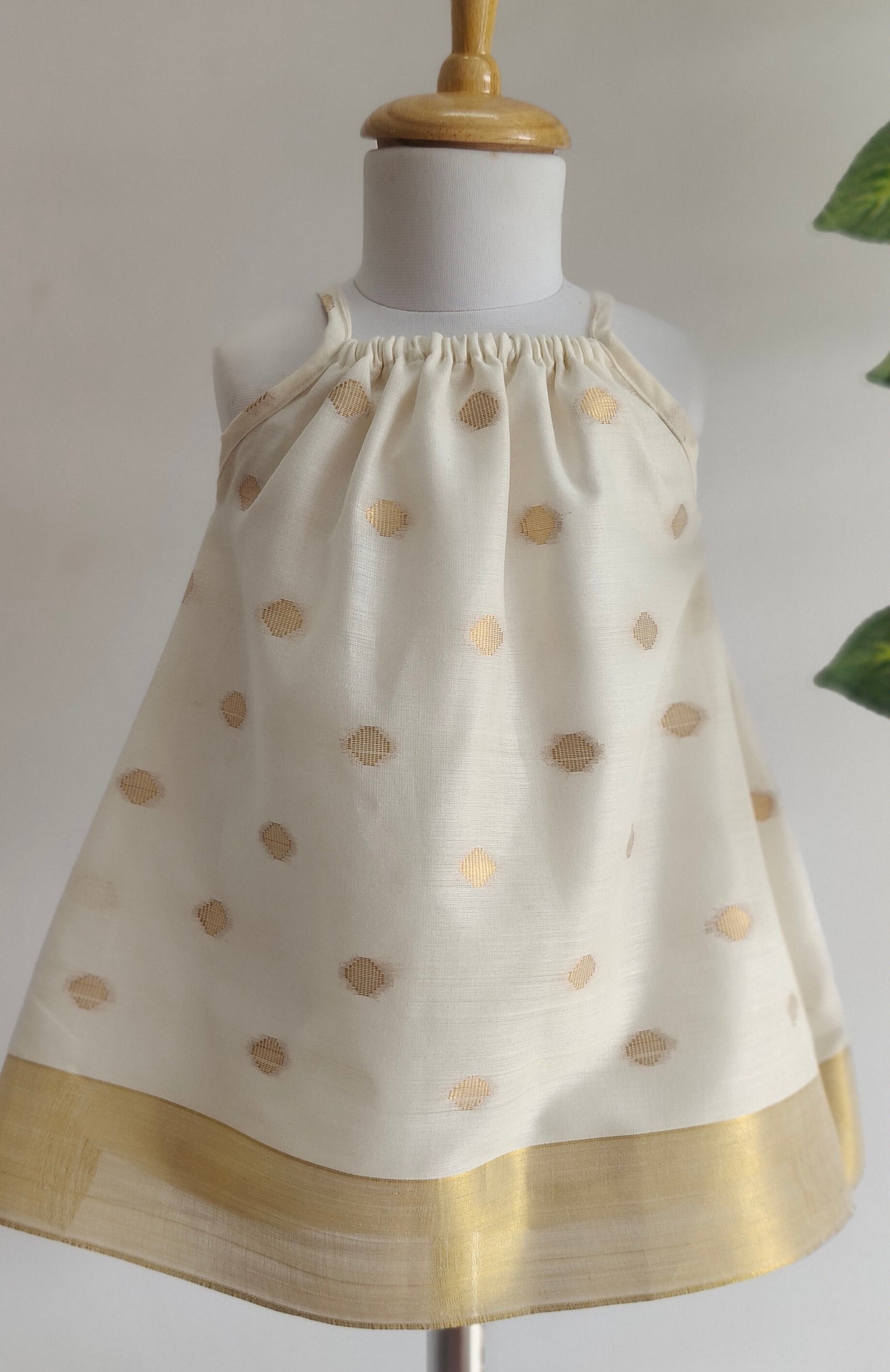 Elegant Nilavu polka Frock