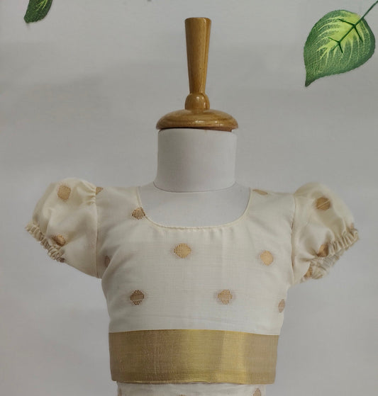 Traditional polka puffed blouse